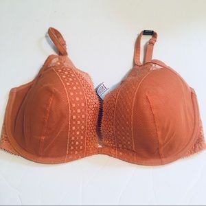 VS Lightly Lined Plunge